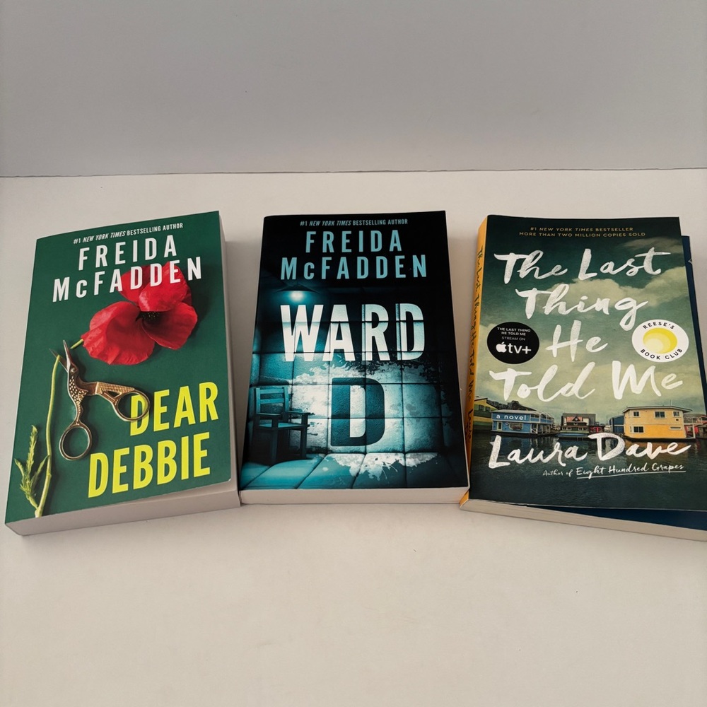 Freida McFadden and Laura Dave Book Bundle